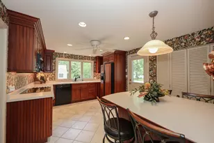 41 Bruce Rd, Manchester, NH 03104 - Photo 7