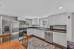 59 Bishop St, Littleton, NH 03561 - Photo 1