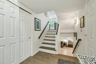 80 Cherry Hollow Rd, Nashua, NH 03062 - Photo 9