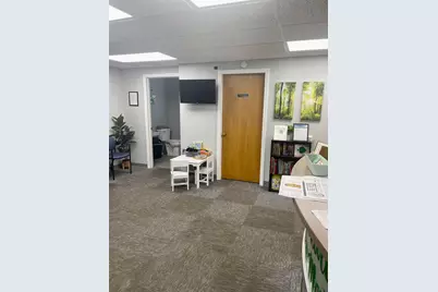 372 West Street #Suite 102, Keene, NH 03431 - Photo 3