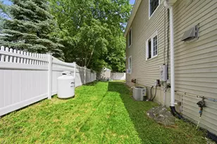 12 Lamprey St, Newmarket, NH 03857 - Photo 35