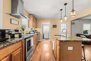 110 Robinson St, Manchester, NH 03104 - Photo 17