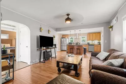 110 Robinson Street, Manchester, NH 03104 - Photo 7