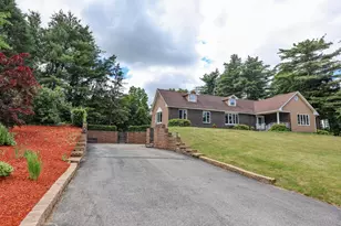 3 Mockingbird Ln, Hudson, NH 03051 - Photo 3