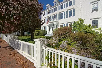 53 Austin Street, Portsmouth, NH 03801 - Photo 1