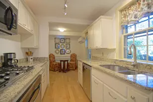 53 Austin St, Portsmouth, NH 03801 - Photo 29