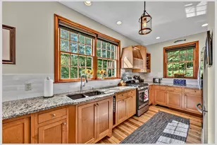 11 Loft Cir, Campton, NH 03223 - Photo 15
