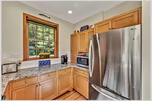 11 Loft Cir, Campton, NH 03223 - Photo 17