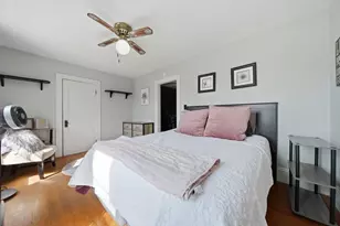 11 Pershing St, Manchester, NH 03102 - Photo 15