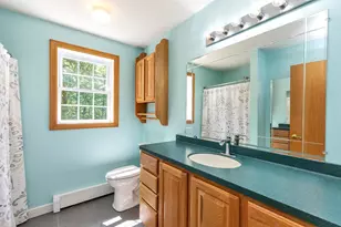 64 Seasons Ln, Londonderry, NH 03053 - Photo 31