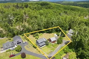 37 Highland St, Meredith, NH 03253 - Photo 3