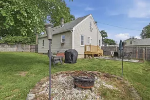 40 McGuigan Ave, Manchester, NH 03103 - Photo 25
