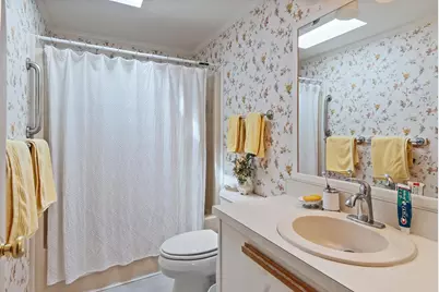 10 Aberdeen Drive, Stratham, NH 03885 - Photo 23