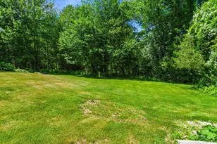 10 Aberdeen Dr, Stratham, NH 03885 - Photo 15