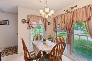 10 Aberdeen Dr, Stratham, NH 03885 - Photo 5