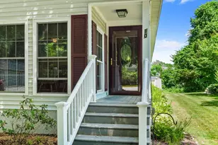 10 Aberdeen Dr, Stratham, NH 03885 - Photo 3
