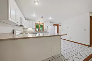 13 Hampton Towne Estates, Hampton, NH 03842 - Photo 5