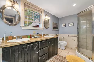 108 Center St, Wolfeboro, NH 03894 - Photo 33