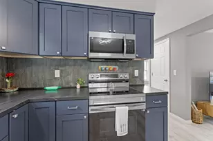 109 Purchase St, Manchester, NH 03103 - Photo 15