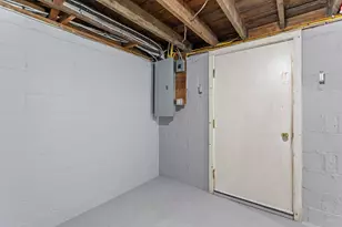 109 Purchase St, Manchester, NH 03103 - Photo 49