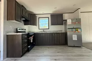 13 Noble Pl, Londonderry, NH 03053 - Photo 11