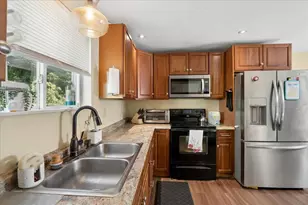 7 Gold St, Manchester, NH 03103 - Photo 5