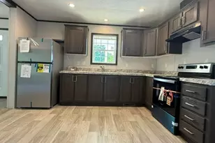 70 Norwich Place, Londonderry, NH 03053 - Photo 5