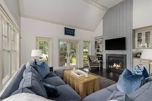 31 Pleasant Point Dr, Portsmouth, NH 03801 - Photo 25