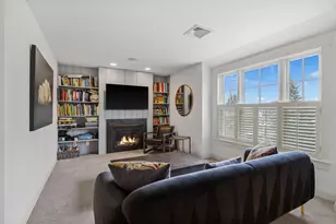 31 Pleasant Point Dr, Portsmouth, NH 03801 - Photo 41