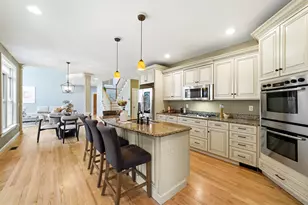 25 Ticklefancy Ln, Salem, NH 03079 - Photo 17