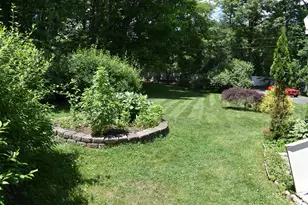 1 Whitneys Grove, Derry, NH 03038 - Photo 7