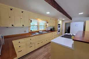 372 Canaan St, Canaan, NH 03741 - Photo 15