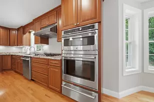 24 Piper Ln, Pelham, NH 03076 - Photo 7
