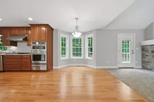 24 Piper Ln, Pelham, NH 03076 - Photo 13
