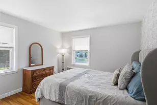 103 Broadway Ave, Manchester, NH 03104 - Photo 33