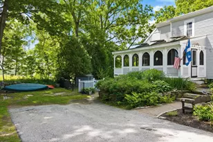 13 Nesmith St, Derry, NH 03038 - Photo 3