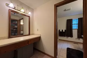 43 W Meadow Rd, Haverhill, MA 01832 - Photo 31