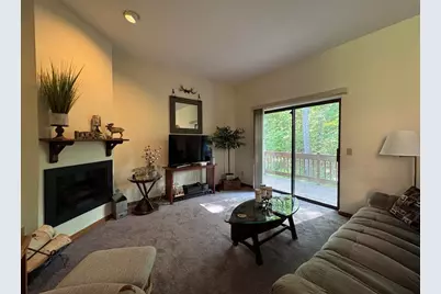 43 W Meadow Road Building #14, Haverhill, MA 01832 - Photo 5