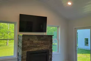 15 Town Farm Rd, Chester, NH 03036 - Photo 13