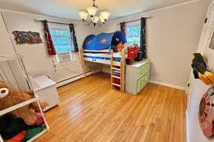 121 Michigan Ave, Manchester, NH 03104 - Photo 17
