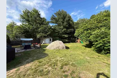 121 Michigan Avenue, Manchester, NH 03104 - Photo 33