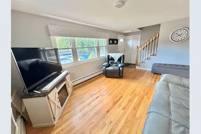 121 Michigan Avenue, Manchester, NH 03104 - Photo 11