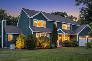 7 Jenny Hill Ln, Nashua, NH 03062 - Photo 1