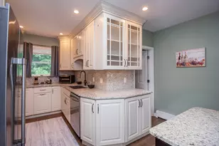 234 Lafayette St, Manchester, NH 03102 - Photo 7
