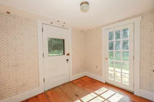 107 Greenfield Rd, New Boston, NH 03070 - Photo 3