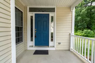 34 Mammoth Rd, Hooksett, NH 03106 - Photo 5