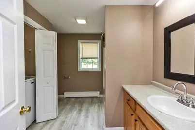 230 Lovering Street, Manchester, NH 03109 - Photo 17