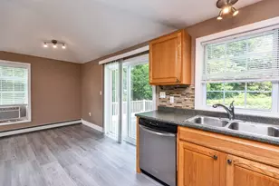 230 Lovering St, Manchester, NH 03109 - Photo 15