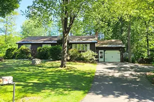 45 Ledgewood Rd, Claremont, NH 03743 - Photo 3
