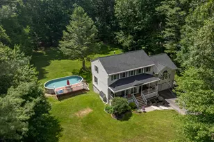 32 Kristin Dr, Derry, NH 03038 - Photo 5